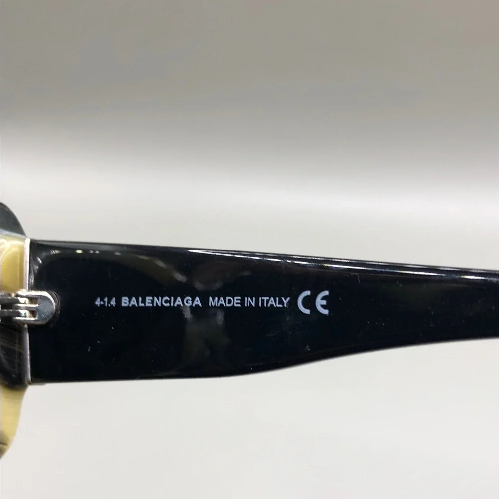 Balenciaga BA0018-64B SUNGLASSES coloured faux horn frame LENS SCRATCHES Italy